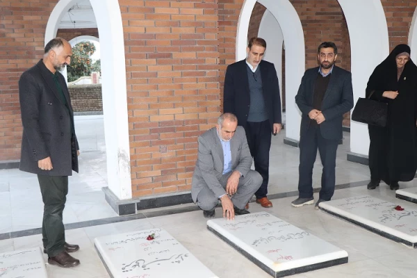 دیدار با خانواده محترم شهدا  دانشجو معلم به مناسبت دهه مبارک فجر  9