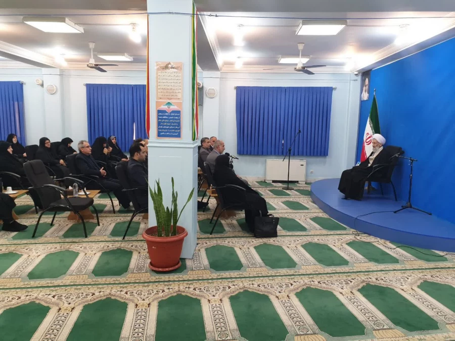 دیدار با حضرت آیت ا... محمدی لائینی امام جمعه شهرستان ساری  3