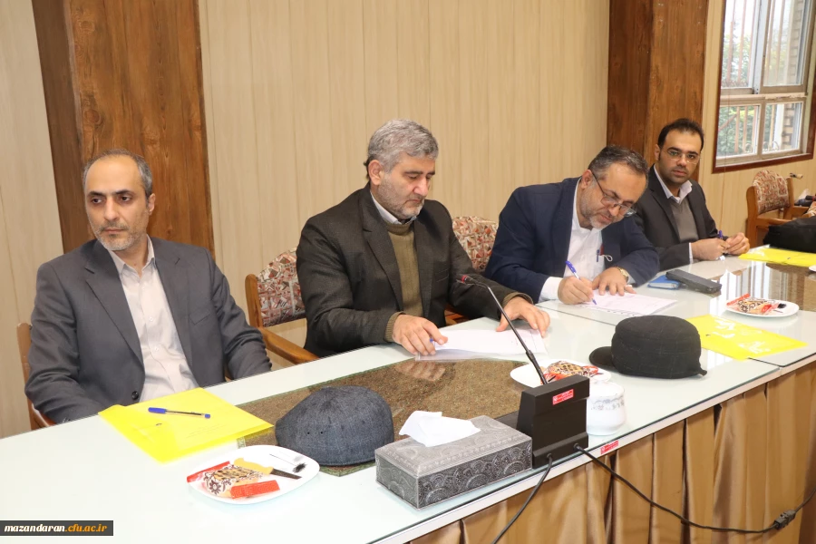 نشست هم اندیشی بسیج اساتید دانشگاه ها و مراکز آموزش عالی استان مازندران    2