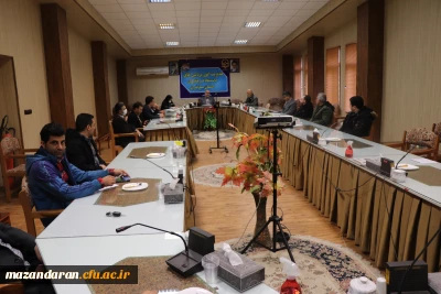 نشست رئیس دانشگاه فرهنگیان مازندران با کارکنان پردیس دکتر شریعتی سار ی 