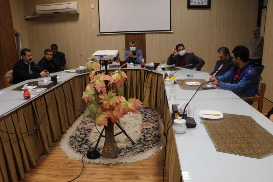 نشست رئیس دانشگاه فرهنگیان مازندران با کارکنان پردیس دکتر شریعتی سار ی  4