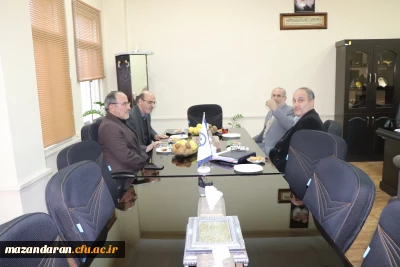 نشست اعضاء هیات امناء دانشگاه فرهنگیان مازندران  