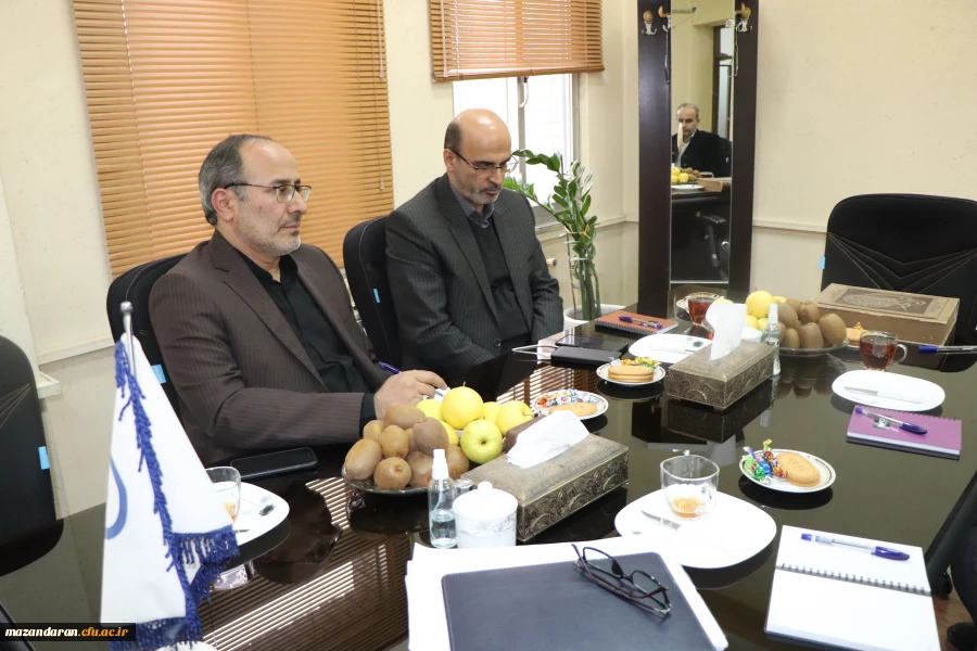 نشست اعضاء هیات امناء دانشگاه فرهنگیان مازندران   5