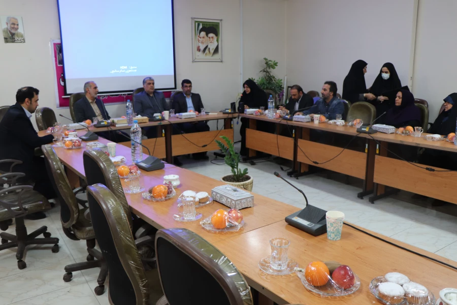 جلسه هم اندیشی با مسئولین اداری شهرستان قائمشهر 3