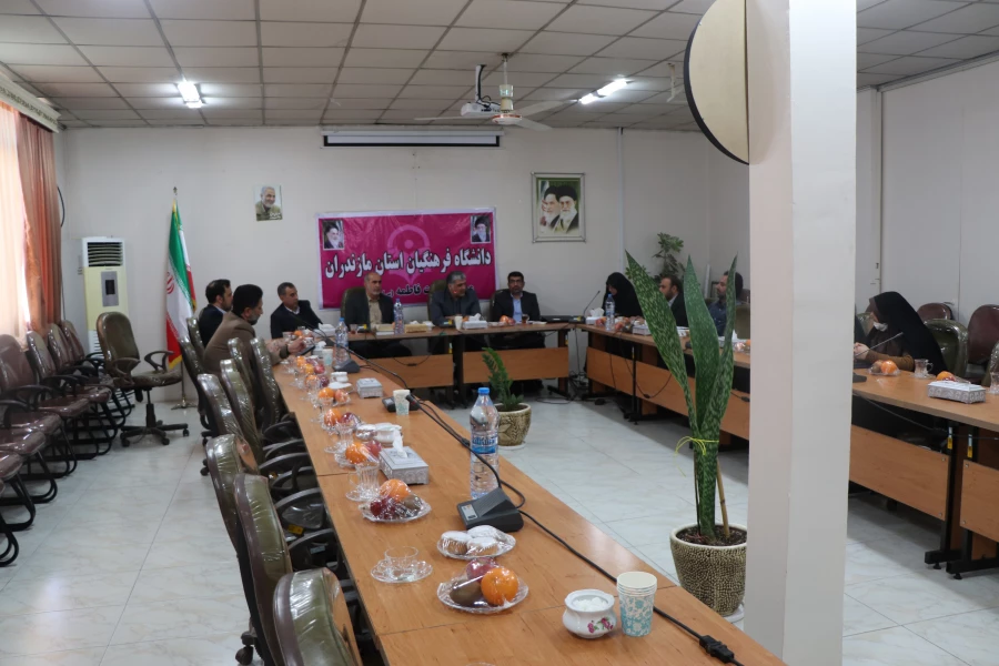 جلسه هم اندیشی با مسئولین اداری شهرستان قائمشهر 4