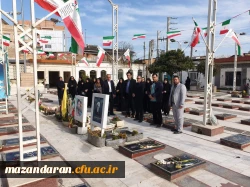  تجدید میثاق همکاران پردیس فاطمه الزهرا (س) ساری با مقام شهدا و آرمان های امام 2