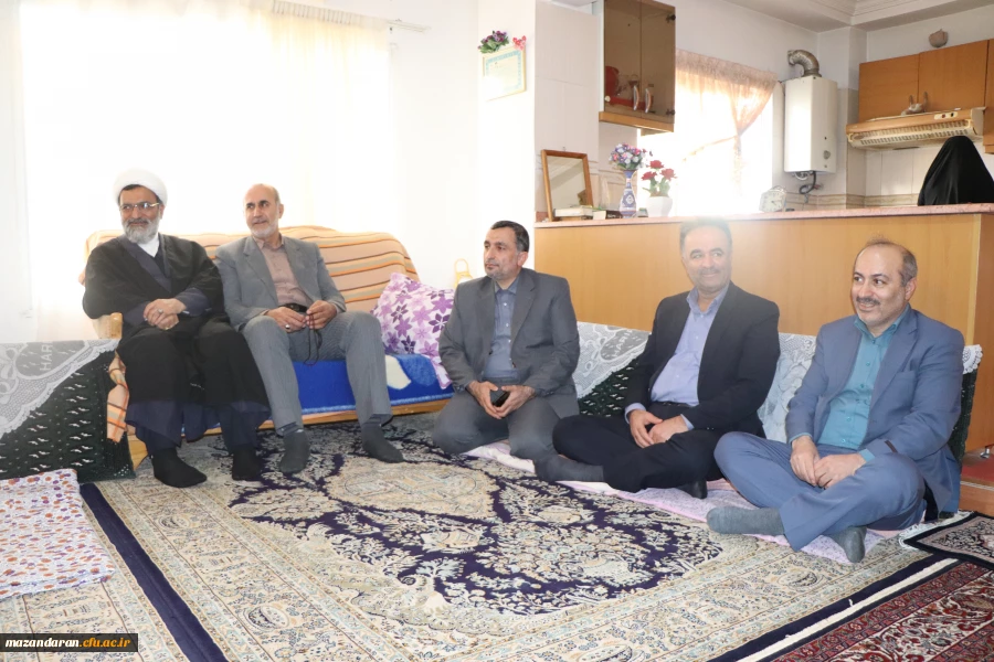 جلسه اداری ونشست صمیمی رئیس دانشگاه فرهنگیان مازندران با دانشجویان واساتید مرکز مطهری نوشهر 2