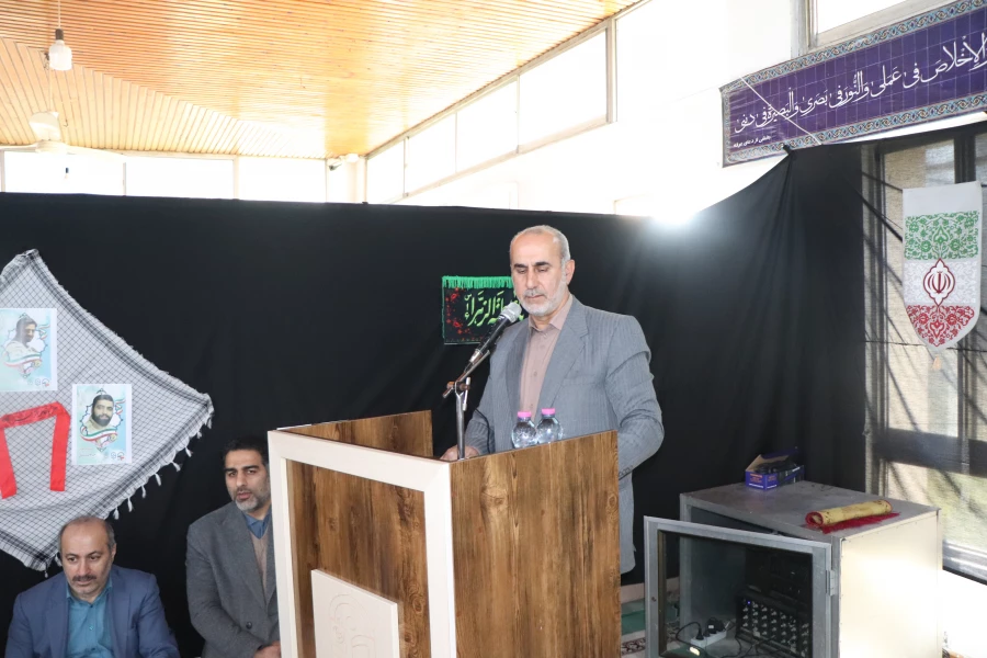 جلسه اداری ونشست صمیمی رئیس دانشگاه فرهنگیان مازندران با دانشجویان واساتید مرکز مطهری نوشهر 4