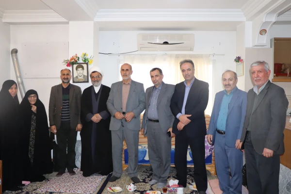 جلسه اداری ونشست صمیمی رئیس دانشگاه فرهنگیان مازندران با دانشجویان واساتید مرکز مطهری نوشهر 9