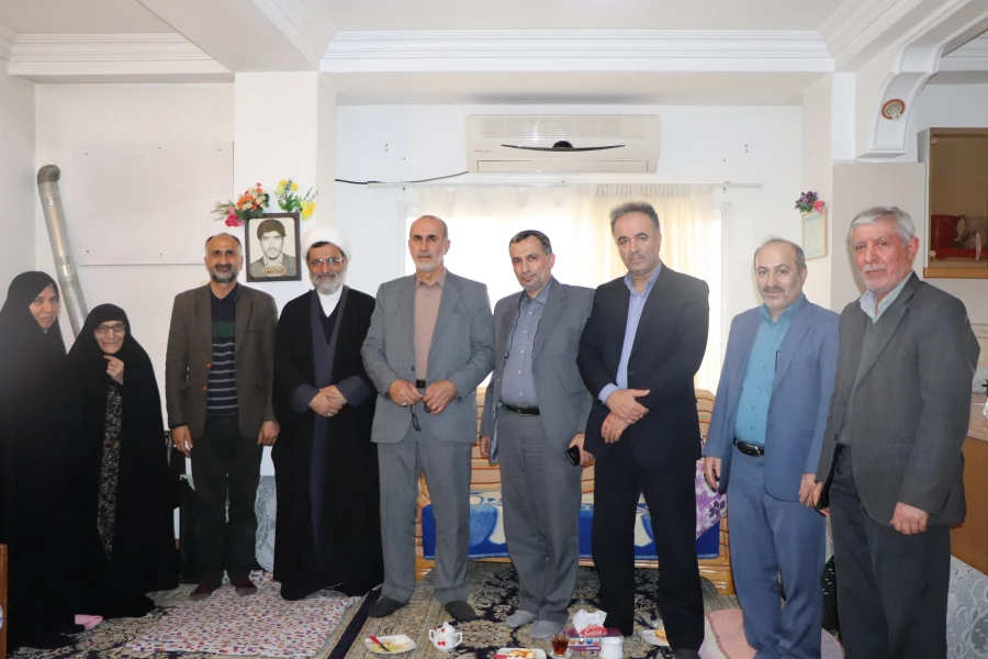 جلسه اداری ونشست صمیمی رئیس دانشگاه فرهنگیان مازندران با دانشجویان واساتید مرکز مطهری نوشهر 9