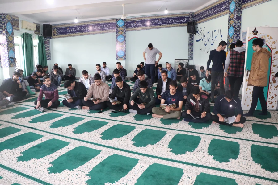 بر گزاری مراسم ترحیم اربعین دانشجو معلم عاشور پور 3