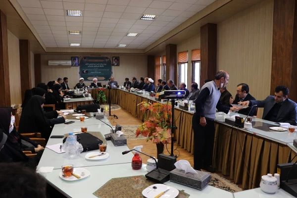  نشست هم اندیشی با موضوع مهدویت با حضور اساتید دانشگاه فرهنگیان مازندران  4