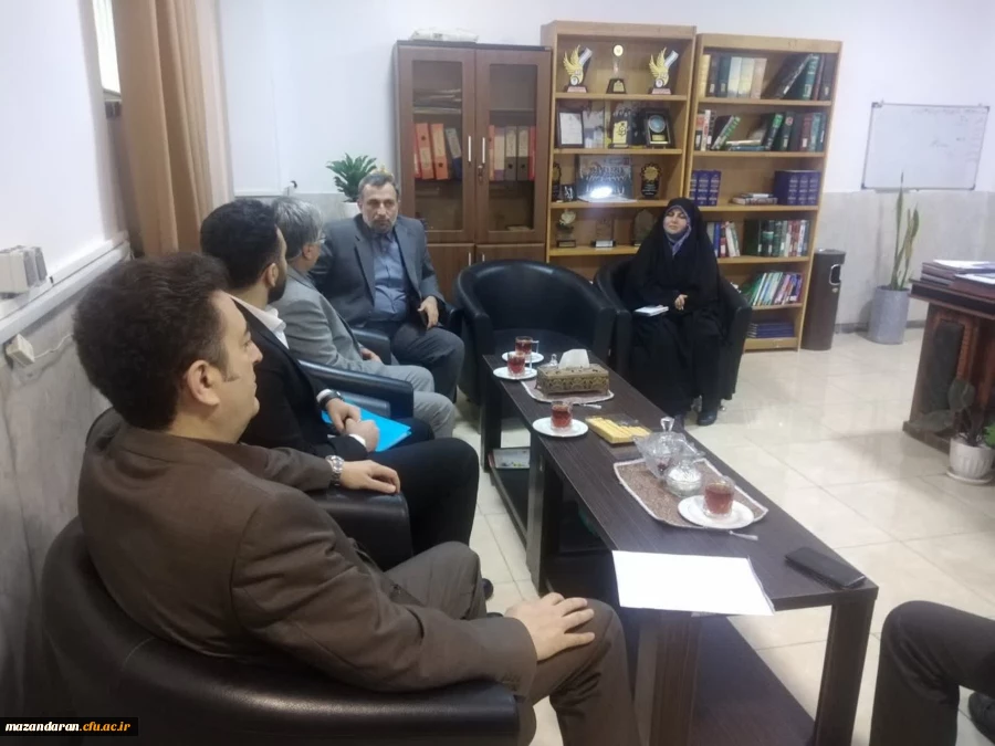 دومین نشست با دبیر مجمع خیرین استان 3