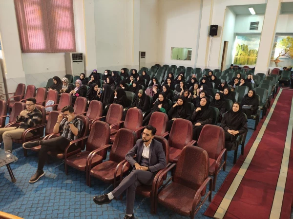 برگزاری کارگاه آموزشی  بررسی شعر معاصر  دردانشگاه فرهنگیان  مازندر ان   2