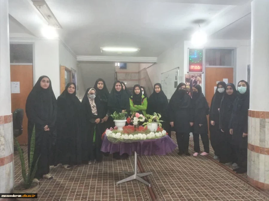 بازدید دانش آموزان دبیرستان فرزانگان ساری از پردیس فاطمه الزهرا (س) ساری 2