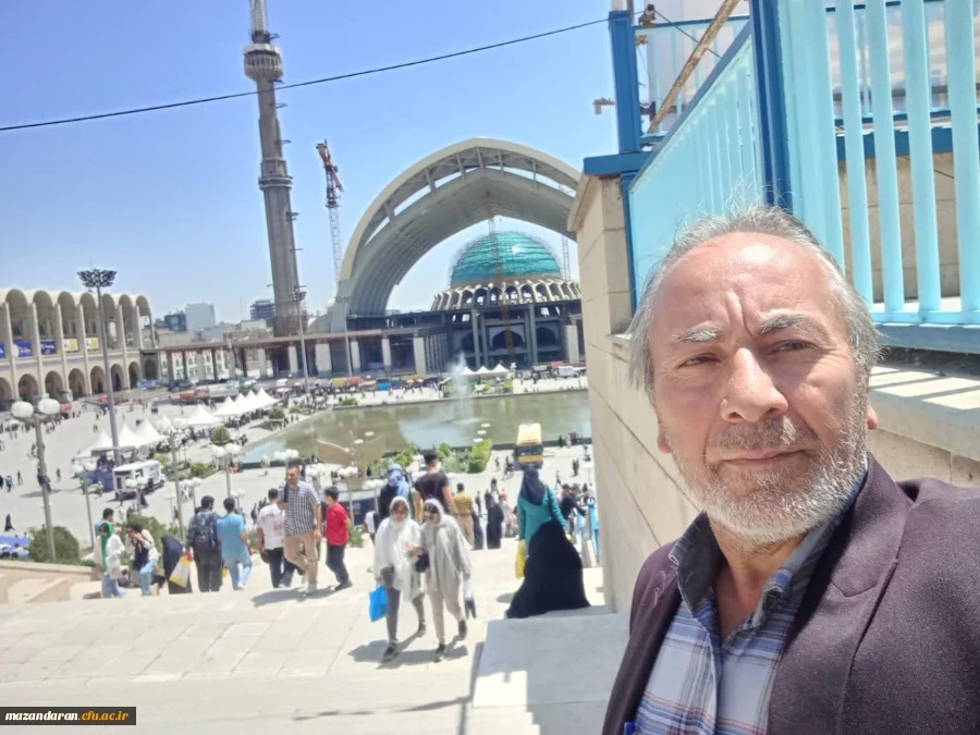 بازدید دانشجویان به همراه ریاست محترم پردیس فاطمه الزهرا (س) ساری 2