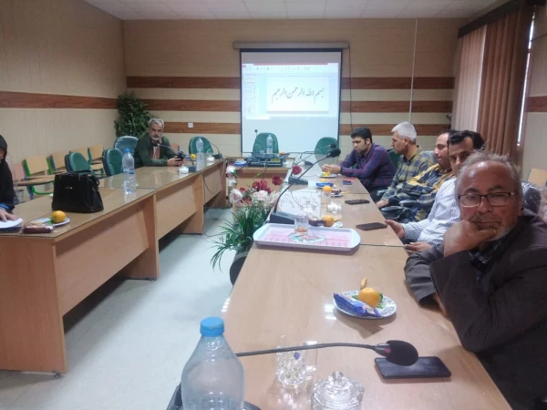 جلسه شورای اداری با حضور جناب آقای دکتر مهدوی ریاست محترم دانشگاه فرهنگیان مازندران 4