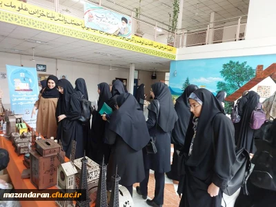 برگزاری نمایشگاه صنایع دستی به مناسبت هفته سراها