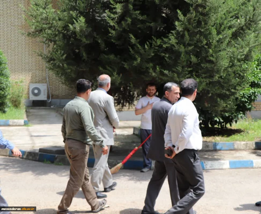 زیبا سازی و بازسازی دوره ای فضای سبز پردیس دکتر شریعتی 2