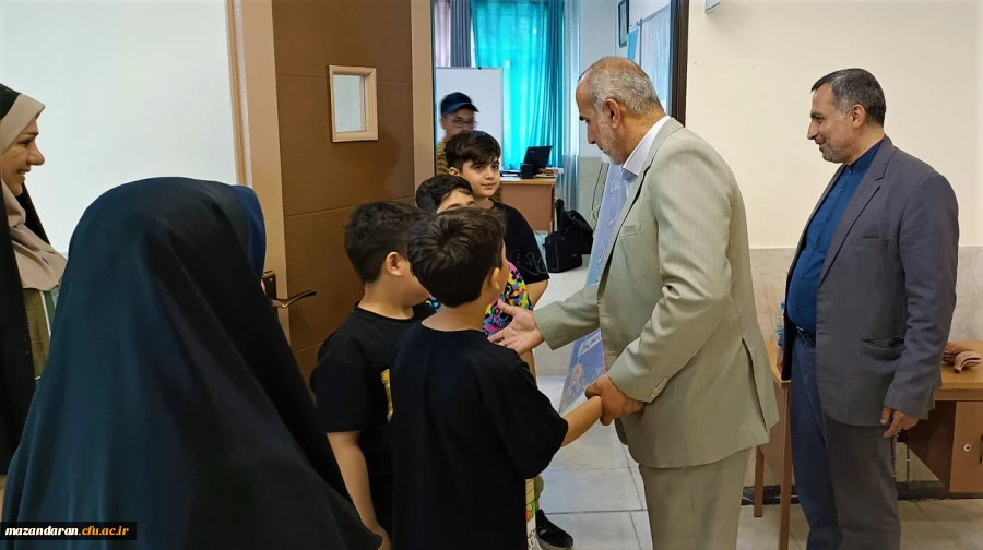 دانشگاه از قاب دوربین