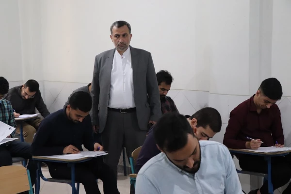 بازدید سرزده از نحوه برگزاری امتحانات 3