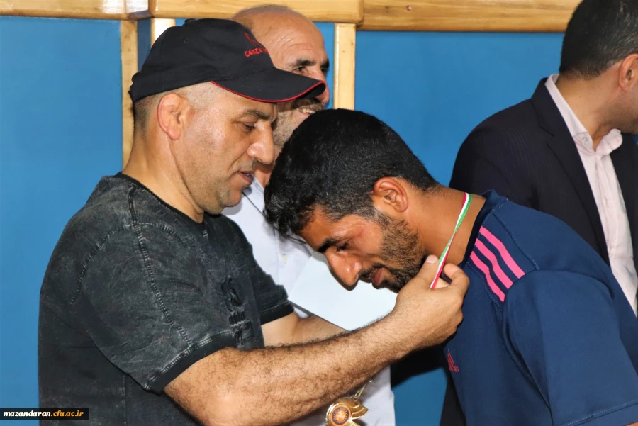 دانشگاه از قاب دوربین