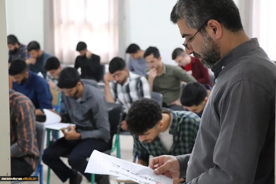 دانشگاه از قاب دوربین