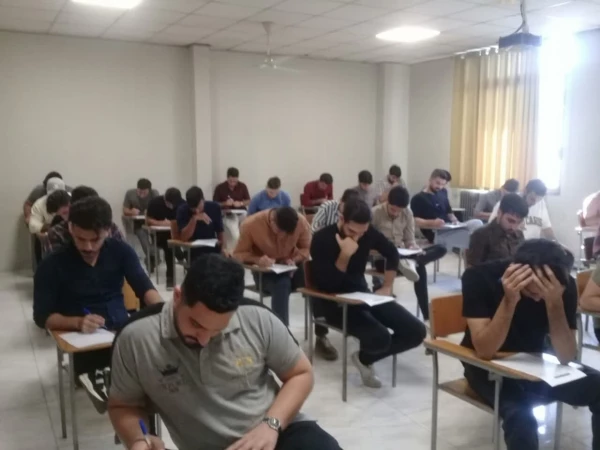 اولین امتحان ترم تابستان مرکز شهید رجایی بابل 2