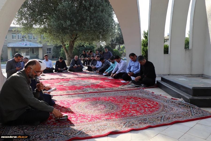 مراسم هفتگی زیارت عاشورا در جوار مزار شهید  گمنام 3