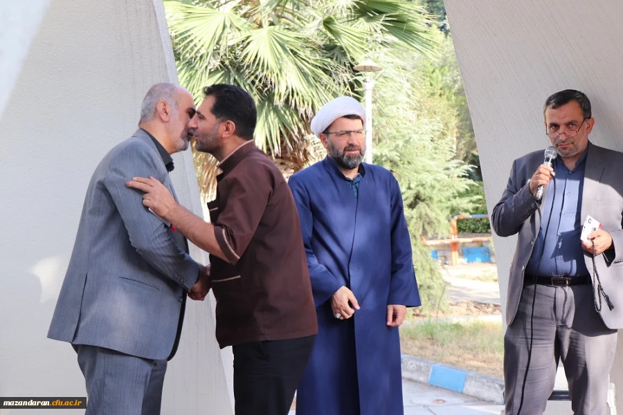 مراسم هفتگی زیارت عاشورا در جوار مزار شهید  گمنام 5