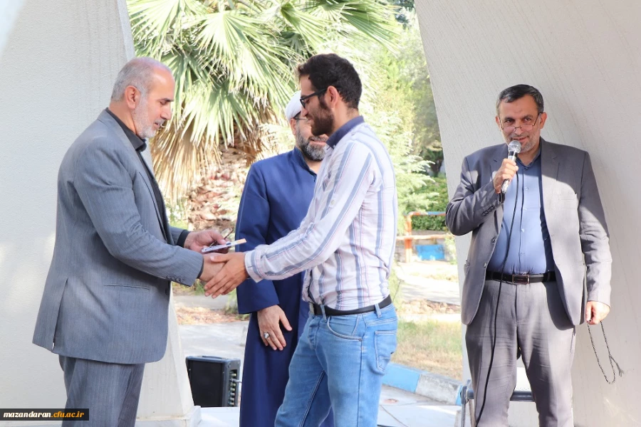 مراسم هفتگی زیارت عاشورا در جوار مزار شهید  گمنام 6