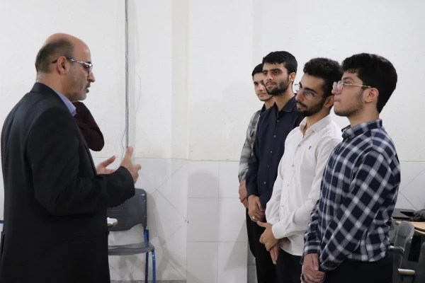 بازدید مدیرکل آموزش و پروروش استان مازندران از فرآیند ارزیابی تکمیلی متعهدین خدمت ورودی ۱۴۰۲ 4