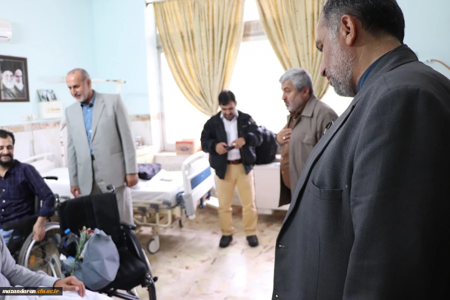 بازدید رییس دانشگاه فرهنگیان از آسایشگاه جانبازان ساری 5