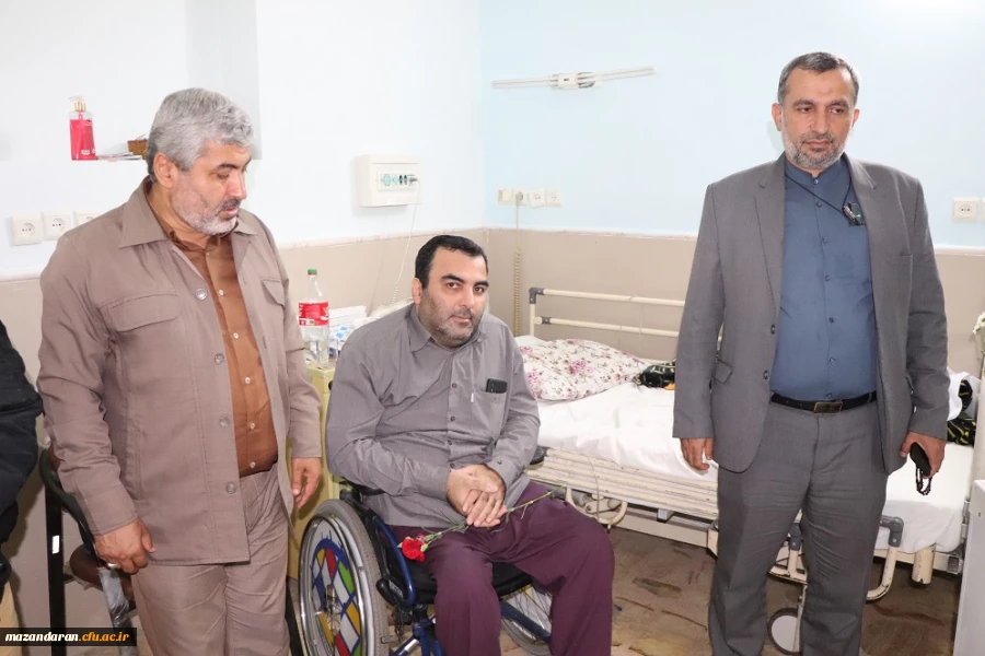 بازدید رییس دانشگاه فرهنگیان از آسایشگاه جانبازان ساری 7