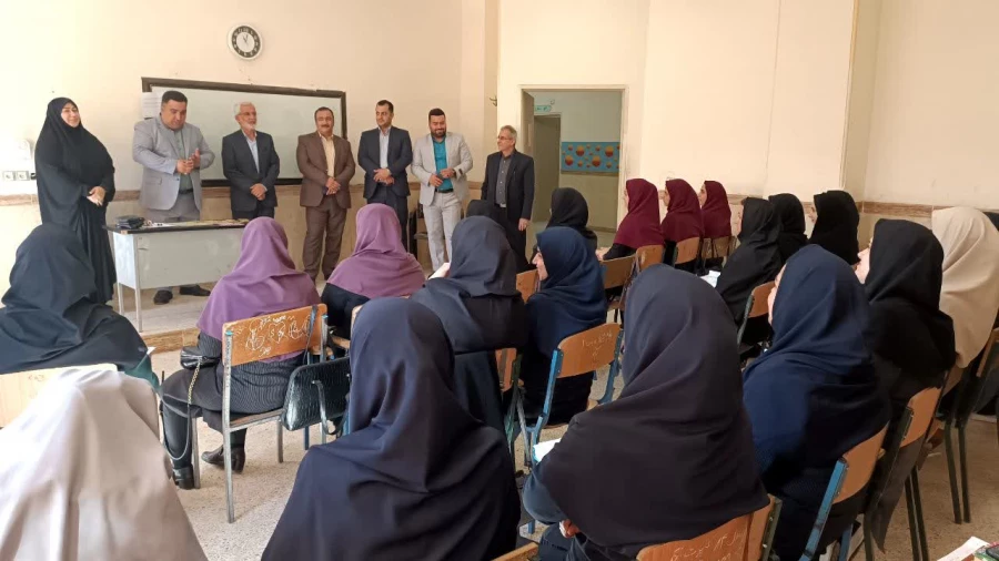 گزارش تصویری کلاس های پودمان مدارس غیر انتفائی 7