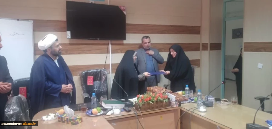 مراسم معارفه معاون آموزش و تودیع معاون توسعه مدیریت و منابع انسانی پردیس فاطمه الزهرا (س) ساری 2