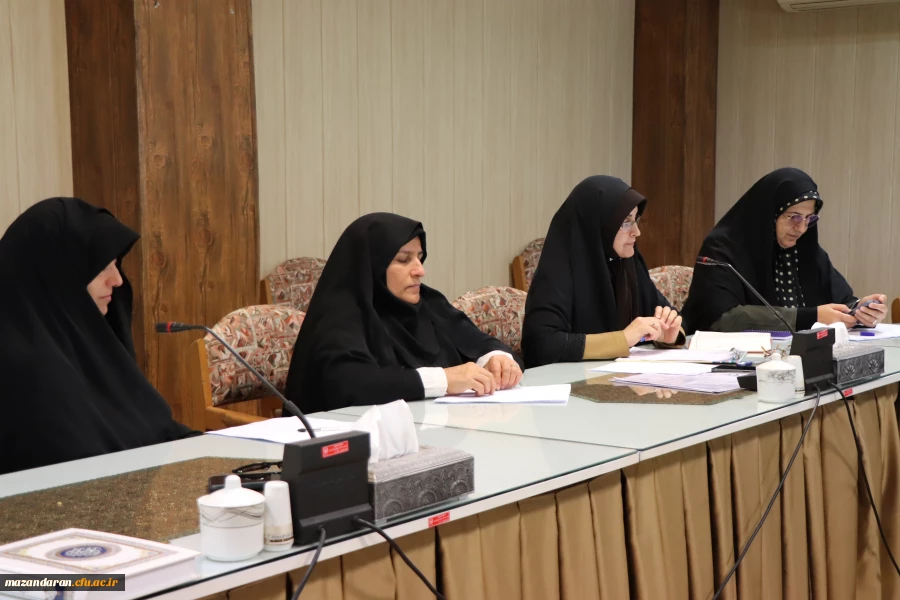 جلسه شورای مدیریت دانشگاه فرهنگیان مازندران 4