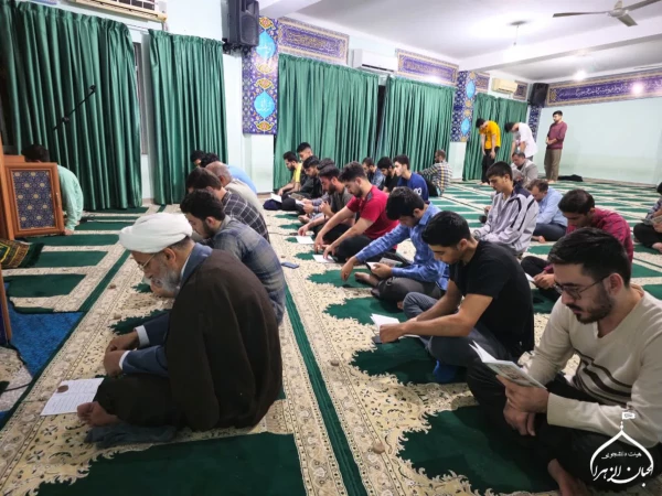 برگزاری مراسم هفتگی ادعیه خوانی در نماز خانه خوابگاه شهید عموزاد پردیس دکتر شریعتی ساری 
به همت واحد فرهنگی پردیس دکتر شریعتی ساری  2