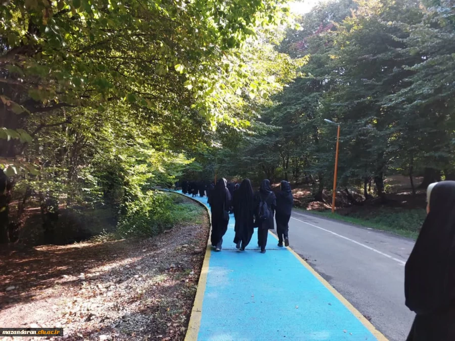 پیاده روی دانشجویان مرکز حضرت فاطمه(س) قائمشهر  به مناسبت گرامی داشت هفته تربیت بدنی در تاریخ ۱۴۰۲/۰۷/۲۹. 2