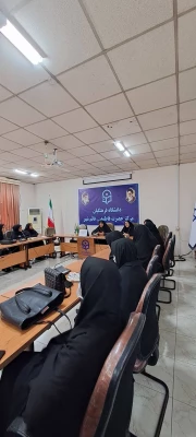 نشست ریاست مرکز  و مسئولان دانشگاه با دبیران کانون ها و انجمن ها و اعضای شورای صنفی و نمایندگان اتاق ها در سرای دانشجویی  3