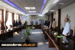 جلسه اداری دکترمهدوی با دانشجویان وکارکنان مرکز شهید رجائی بابل  2