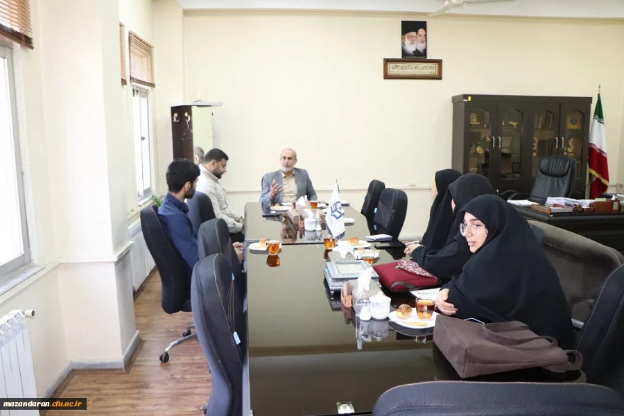 جلسه هم اندیشی  فرماندهان بسیج دانشجویی  پردیس ها ومراکز تابعه استان با دکتر مهدوی  2