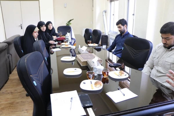 جلسه هم اندیشی  فرماندهان بسیج دانشجویی  پردیس ها ومراکز تابعه استان با دکتر مهدوی  4