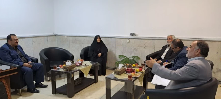 بازید از کلاس ها و جلسه بررسی مسائل مربوط به کلاس های پودمان ۱(توانمندسازی مدارس غیردولتی(جامانده ها) ) 4