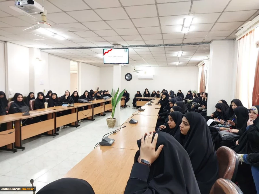 جلسه ریاست و مسیئولین مرکز آموزش عالی حضرت فاطمه (س) قائمشهر 2