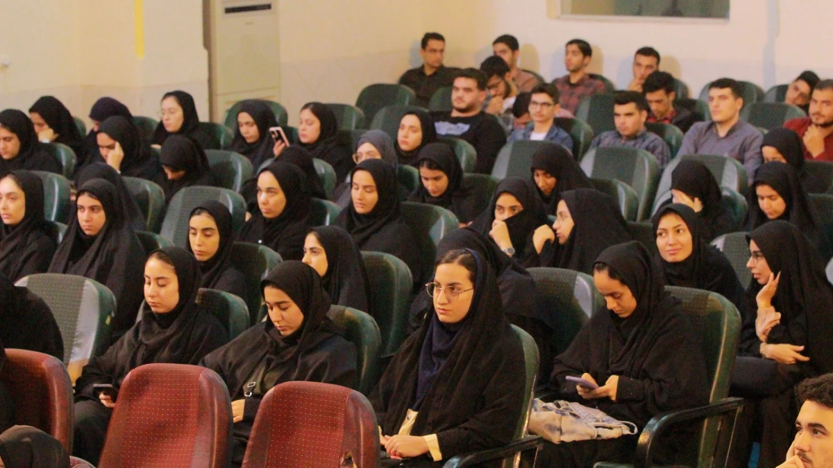 همایش هفته پدافند غیر عامل دانشگاه فرهنگیان 17