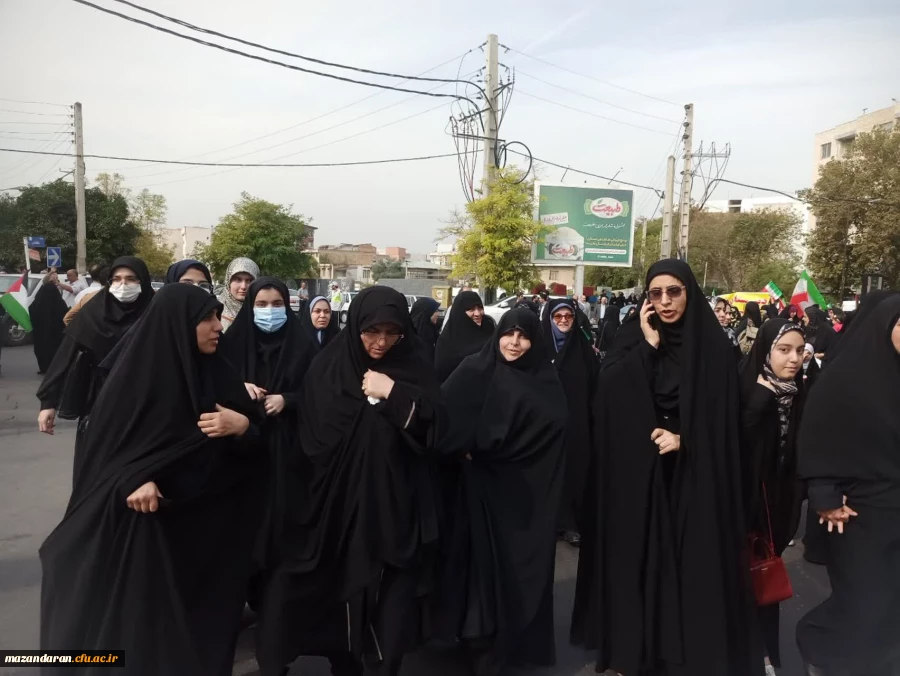 حضور در راهپیمایی روز دانش آموزان  4