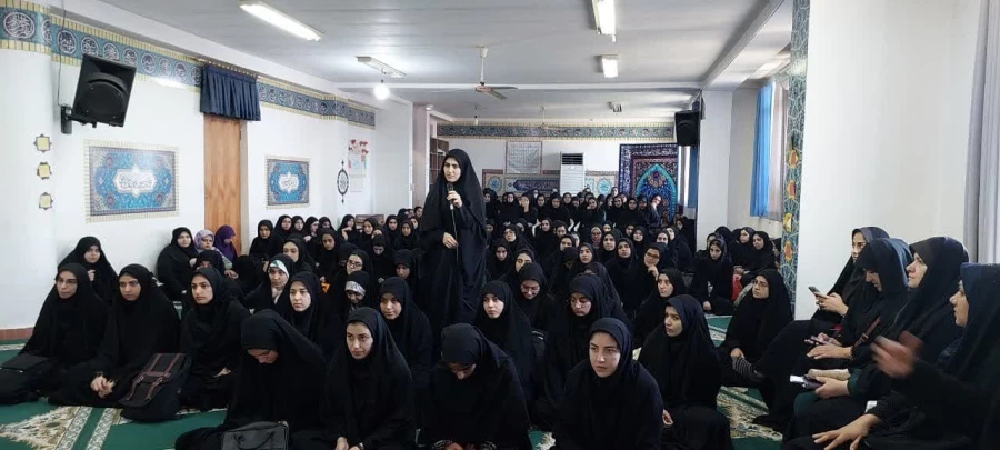 نشست لطف الله مهدویریاست دانشگاهفرهنگیان مارندران با  دانشجومعلمان پردیس  4