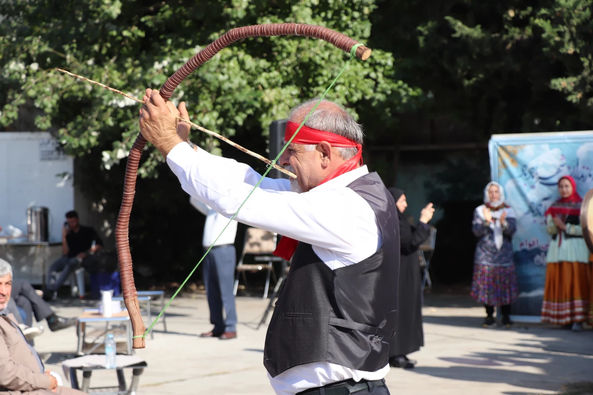 برگزاری سومین جشنواره گرامیداشت هفته مازندران به میزبانی دانشگاه فرهنگیان مازندران
 5