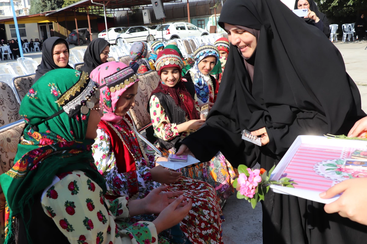 برگزاری سومین جشنواره گرامیداشت هفته مازندران به میزبانی دانشگاه فرهنگیان مازندران
 11